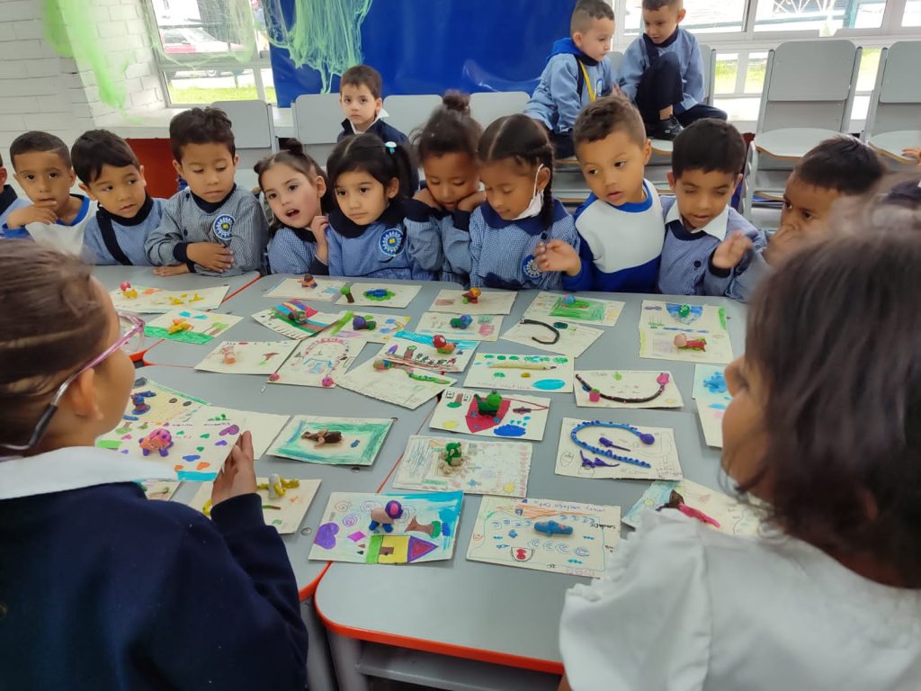 Actividad de convivencia y aprendizaje en primera infancia